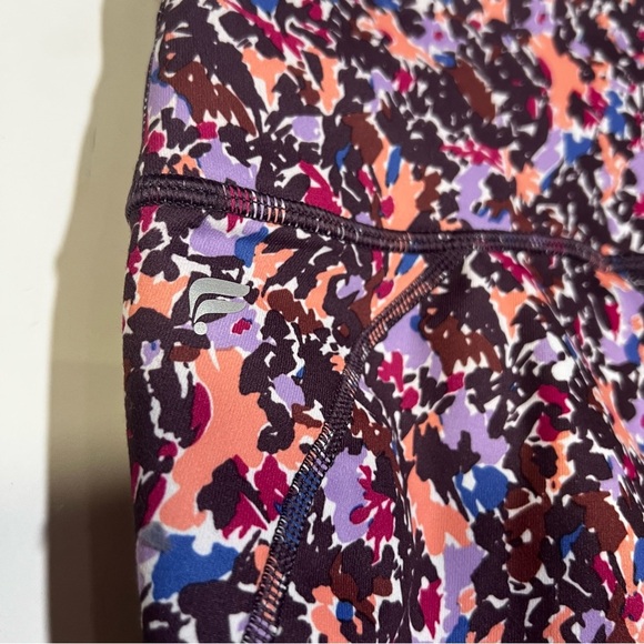 NWT Fabletics Powerhold Leggings Floral Print HIGH WAISTED Size XXS - Picture 7 of 10